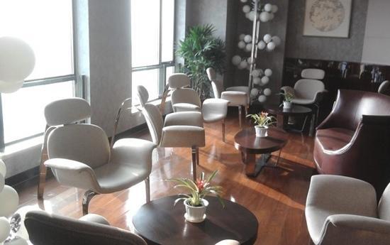 DaHua JinXiu JiaRi Hotel Western Restaurant